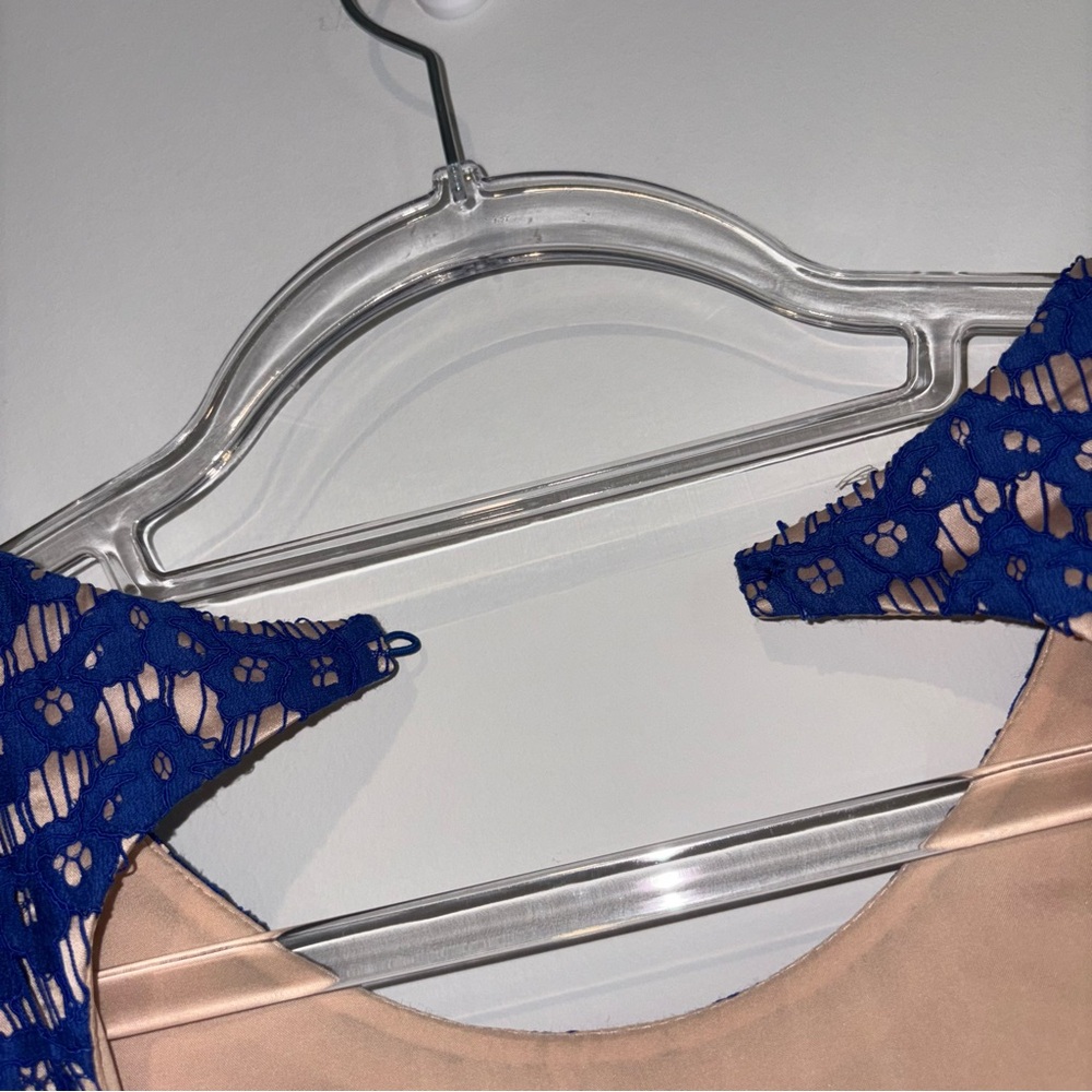 Eliza J lace eyelet belted Patterned Dress blue nude size 6 - Picture 6 of 7